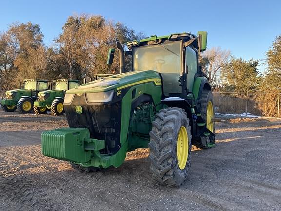 Image of John Deere 8R 250 equipment image 1