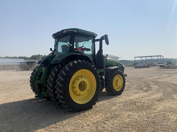 Image of John Deere 8R 250 equipment image 3