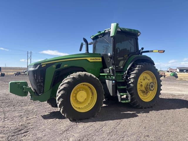 Image of John Deere 8R 250 equipment image 1