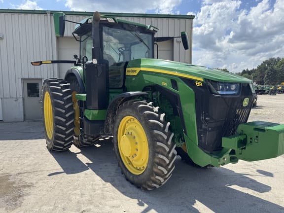 Image of John Deere 8R 250 Primary image