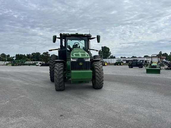 Image of John Deere 8R 250 equipment image 2