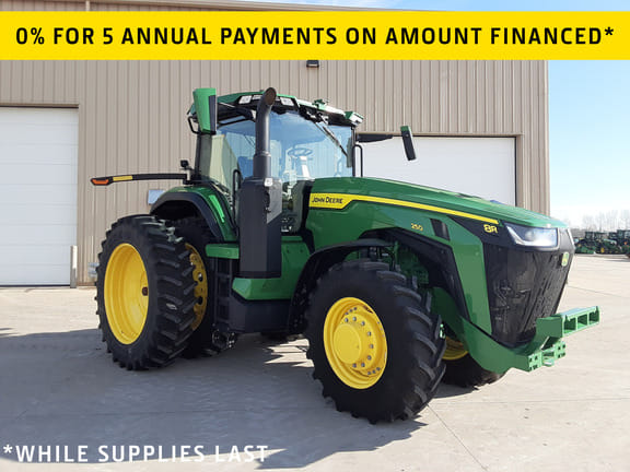 2022 John Deere 8R 250 Equipment Image0