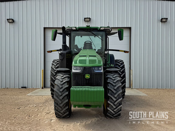 Image of John Deere 8R 250 equipment image 2