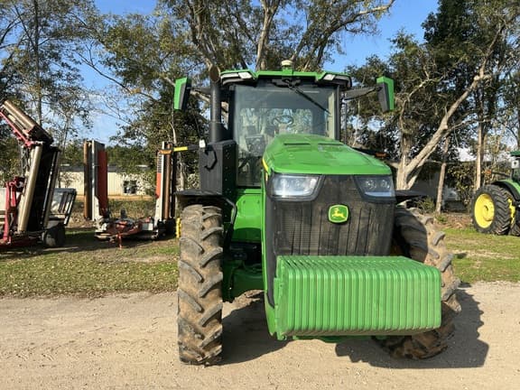 Image of John Deere 8R 250 equipment image 2