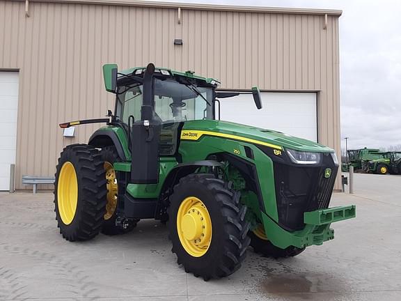 Image of John Deere 8R 250 equipment image 1