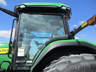 Main image John Deere 8R 250 17