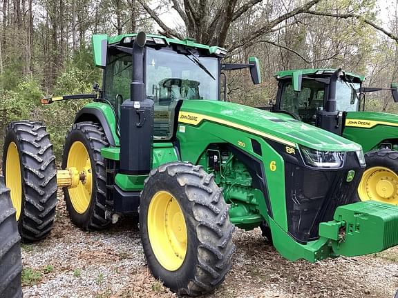 Image of John Deere 8R 250 equipment image 1