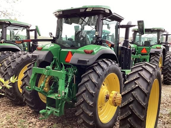 Image of John Deere 8R 250 equipment image 3