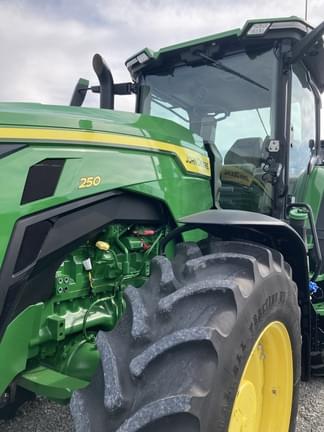 Main image John Deere 8R 250