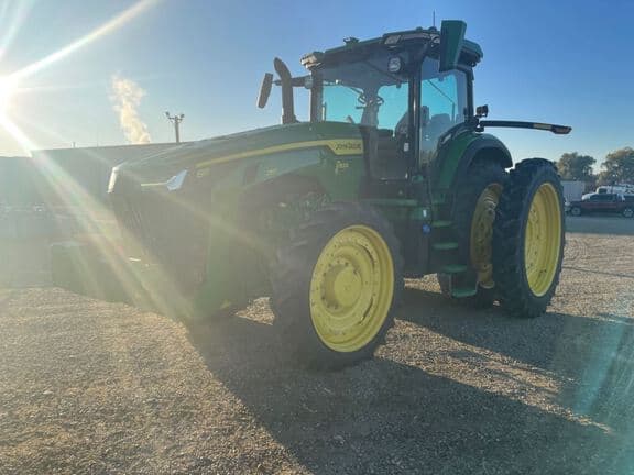 Image of John Deere 8R 250 equipment image 1