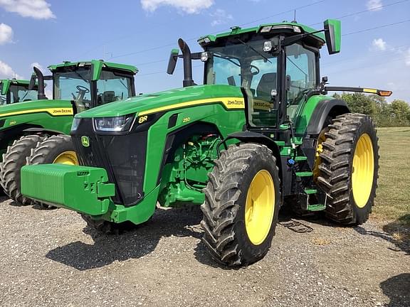 Image of John Deere 8R 250 equipment image 2