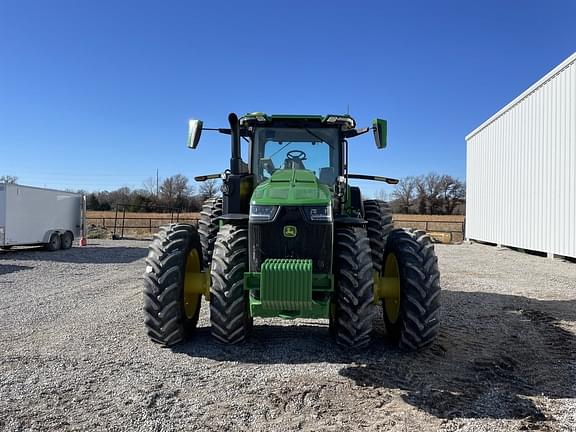 Image of John Deere 8R 250 equipment image 2