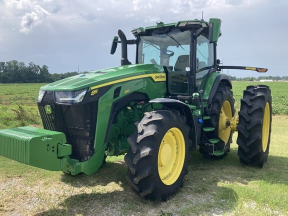 2022 John Deere 8R 250 Equipment Image0