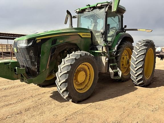 Image of John Deere 8R 250 Primary image
