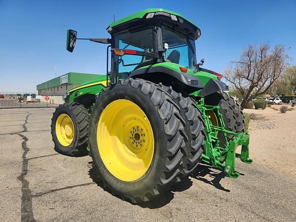 Image of John Deere 8R 250 equipment image 2
