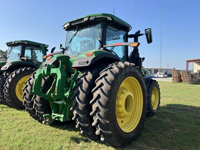 Image of John Deere 8R 250 equipment image 3