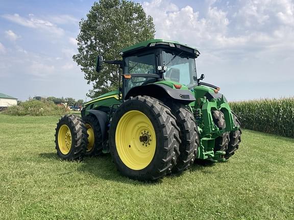 Image of John Deere 8R 250 equipment image 4