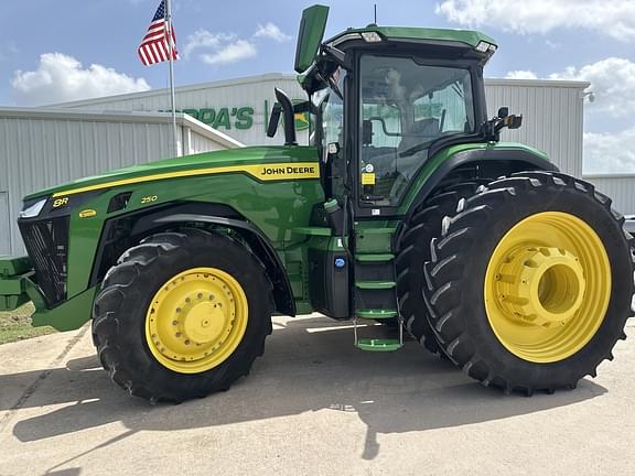 Image of John Deere 8R 250 Primary image