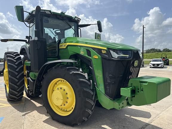 Image of John Deere 8R 250 equipment image 3