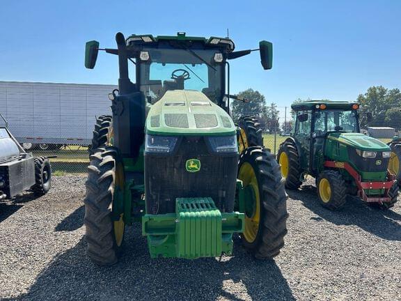 Image of John Deere 8R 250 equipment image 4