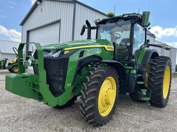 Image of John Deere 8R 250 Primary image