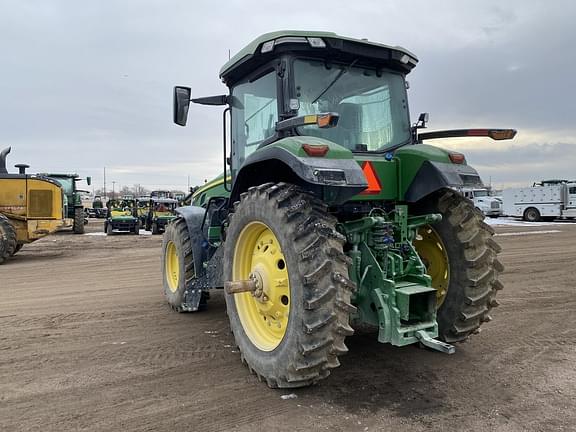 Image of John Deere 8R 250 equipment image 3