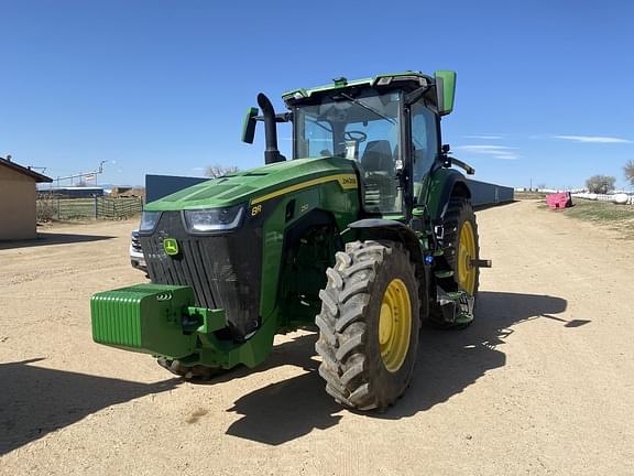 Image of John Deere 8R 250 equipment image 1