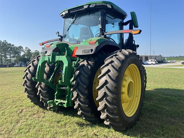 Image of John Deere 8R 250 equipment image 3