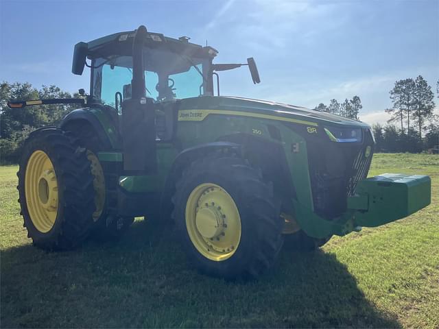 Image of John Deere 8R 250 equipment image 1