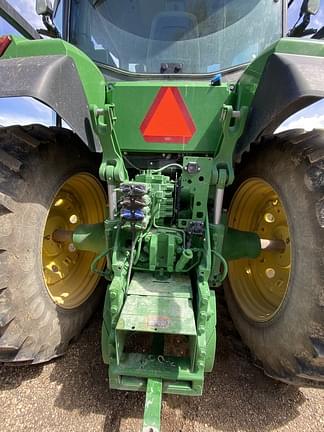 Image of John Deere 8R 250 equipment image 4