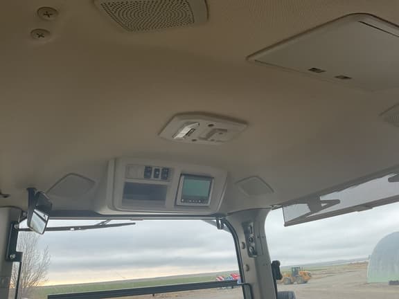 Image of John Deere 8R 250 equipment image 3