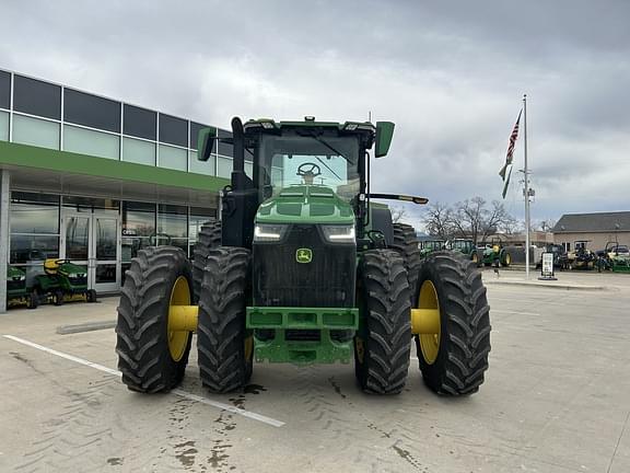 Image of John Deere 8R 250 equipment image 2