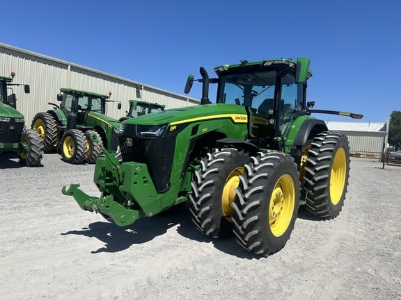 Main image John Deere 8R 250