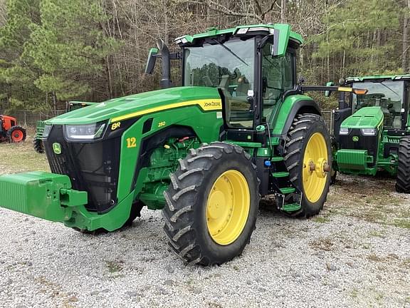 Image of John Deere 8R 250 equipment image 2