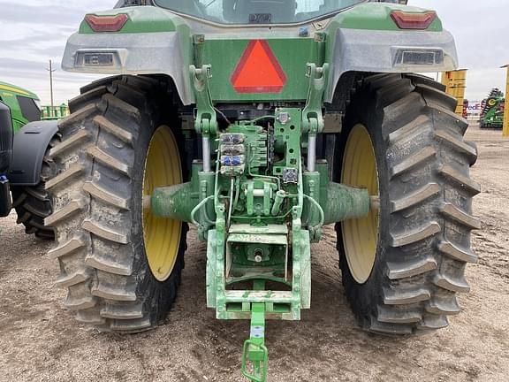 Image of John Deere 8R 250 equipment image 3