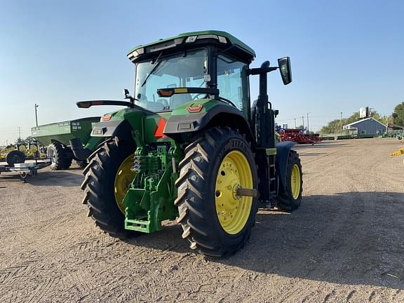 Image of John Deere 8R 250 equipment image 3