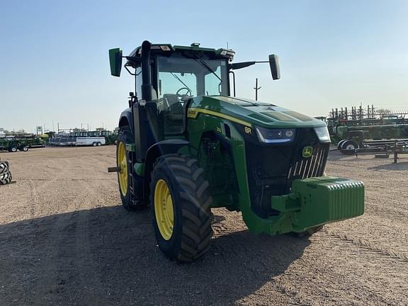 Image of John Deere 8R 250 equipment image 1