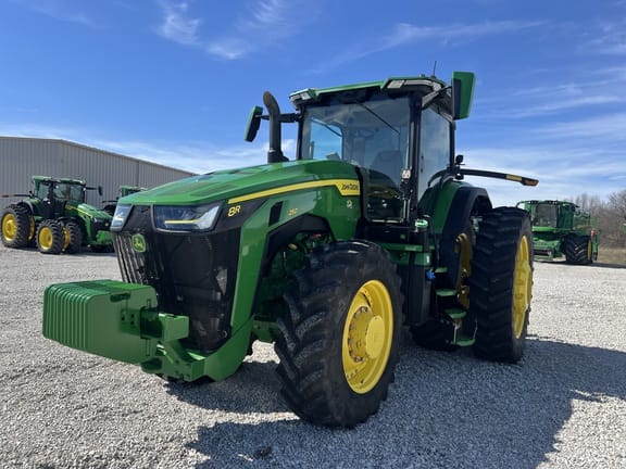 2022 John Deere 8R 250 Equipment Image0