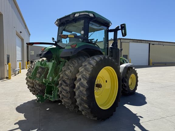 Image of John Deere 8R 250 equipment image 2