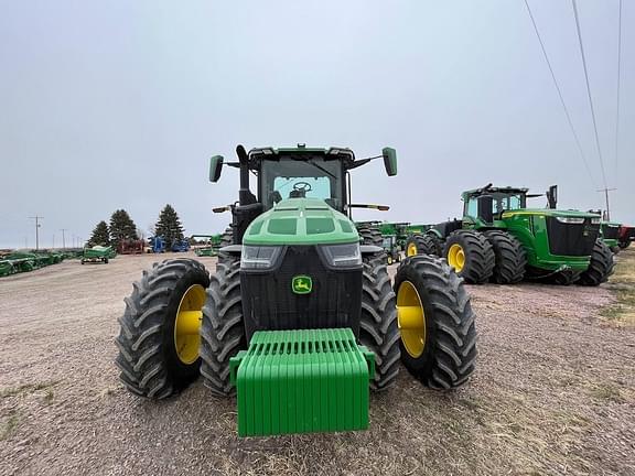 Image of John Deere 8R 250 equipment image 2