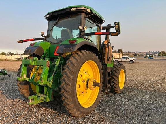 Image of John Deere 8R 250 equipment image 3