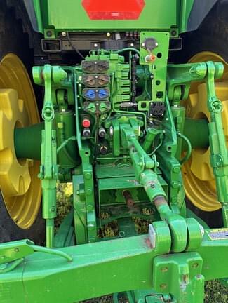 Image of John Deere 8R 280 equipment image 4