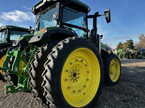 Image of John Deere 8R 280 equipment image 2