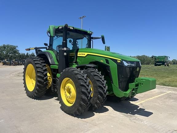 Image of John Deere 8R 280 equipment image 4