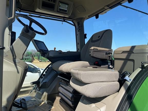 Image of John Deere 8R 280 equipment image 3