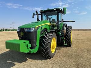 2022 John Deere 8R 280 Image