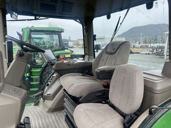 Image of John Deere 8R 280 equipment image 4