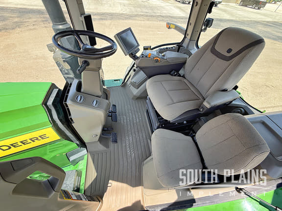 Image of John Deere 8R 280 equipment image 4
