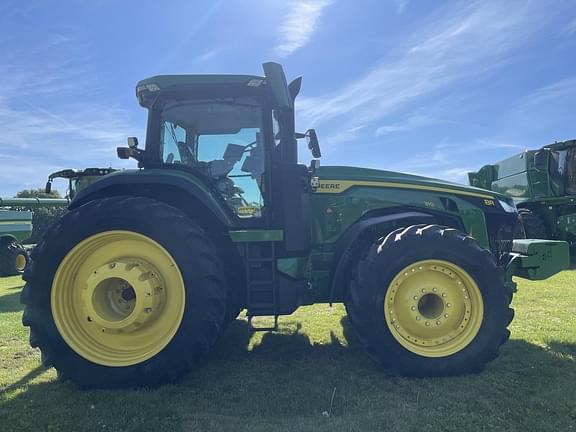 Image of John Deere 8R 310 equipment image 3