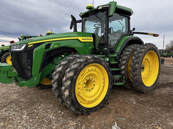 Image of John Deere 8R 310 equipment image 1